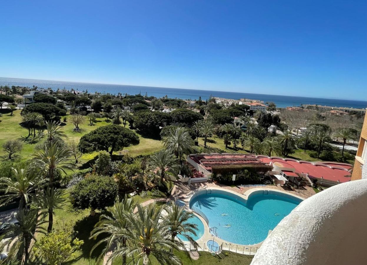 Coronado Apartment *
